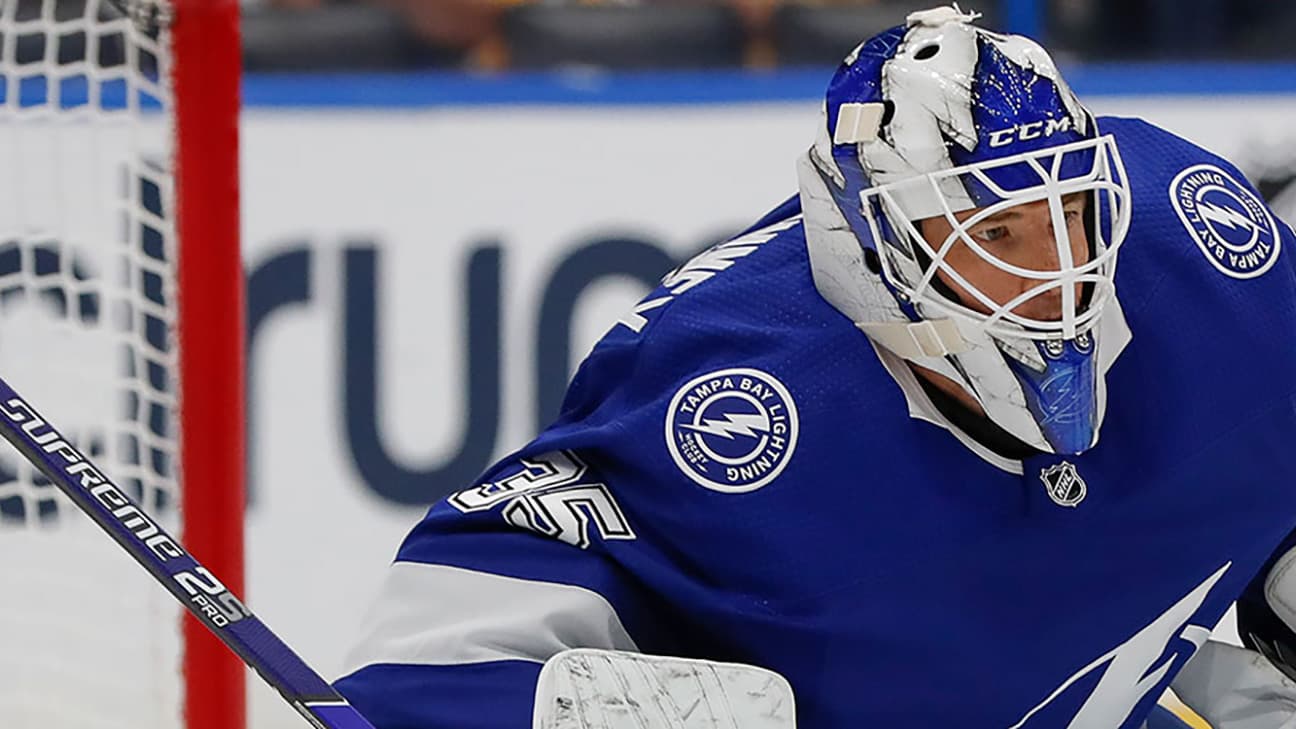 Curtis McElhinney