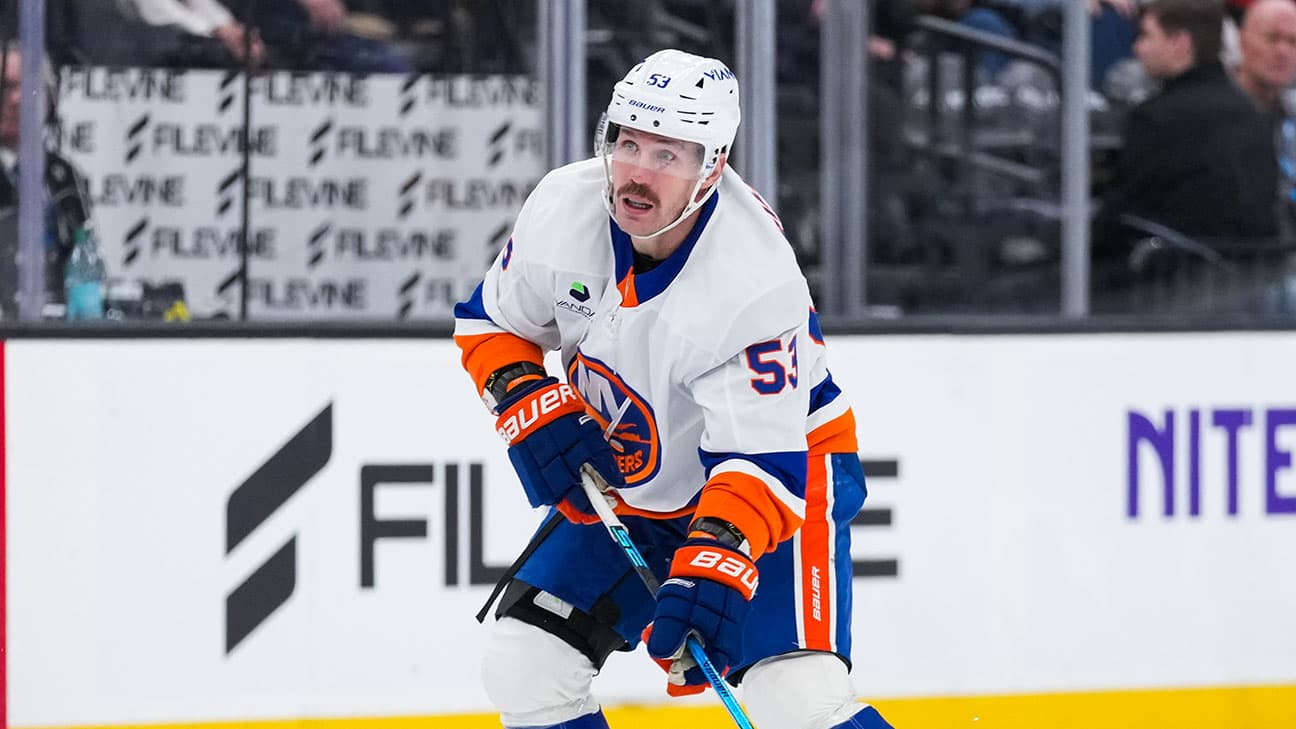 Casey Cizikas