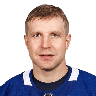 Leo Komarov