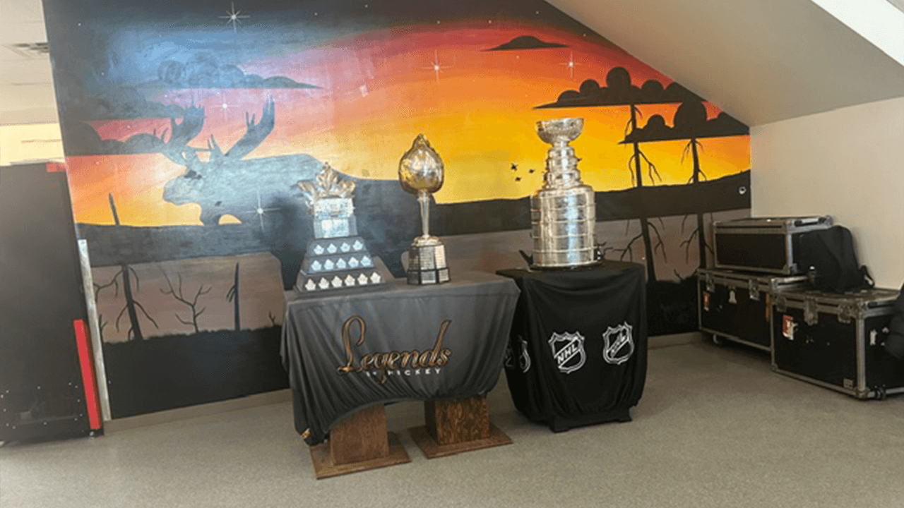 Stanley Cup, Hart, Conn Smythe trophies at Pikangikum First Nation
